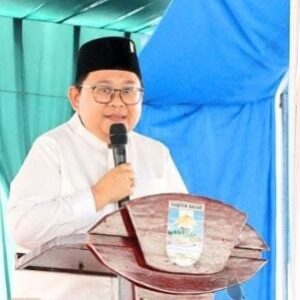 Wabup Pesisir Barat Buka Pengajian Akbar BKMT 2025 di Komplek Pemkab
