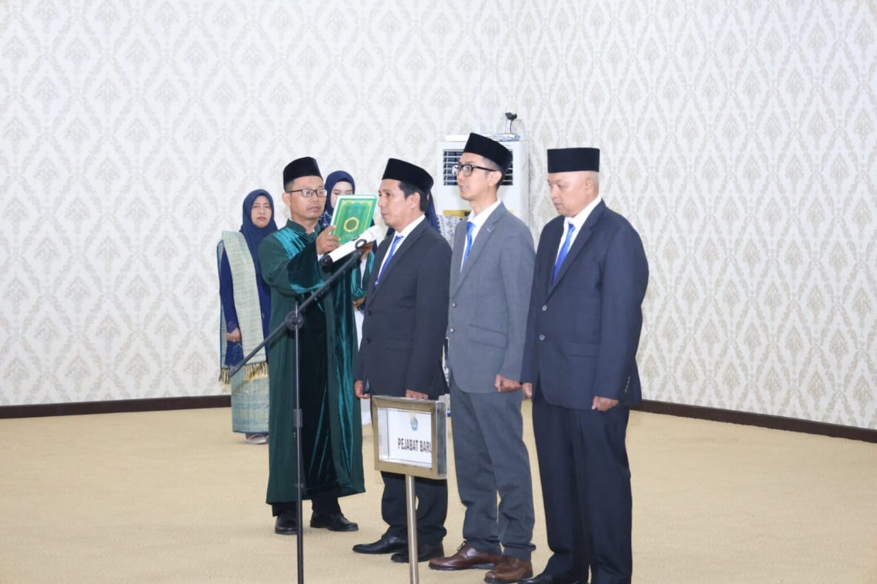 Menuju Periode 2026–2030, Rektor Unila Lantik Tiga Wakil Dekan Fakultas Teknik