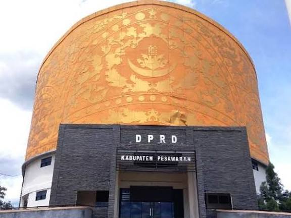 Skandal Oknum Anggota DPRD Pesawaran, Janji Hidup Berujung Laporan ke Polda Lampung