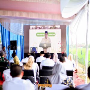 Dukung Ketahanan Pangan Nasional, Bupati dan Wakil Bupati Pesawaran Hadiri Panen Raya Bersama Presiden Prabowo
