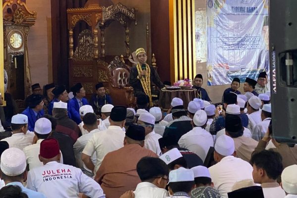 Ribuan Jemaah Hadiri Tabligh Akbar UAS di Batu Putuk Bandar Lampung