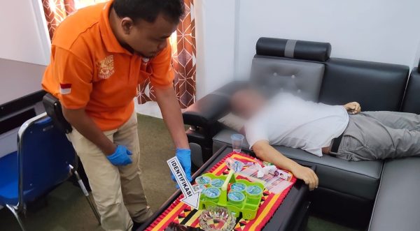 Polres Tanggamus Olah TKP Temuan PNS Meninggal Dunia di Kantor DPMPTSP