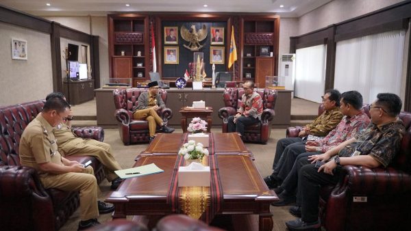 Sinergi Fiskal Diperkuat, Kakanwil DJP Bengkulu-Lampung Audiensi dengan Gubernur Lampung