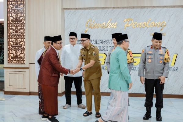 Buka Puasa Bersama di Mapolda Lampung, Gubernur Rahmat Mirzani Djausal Perkuat Sinergi Demi Kondusifitas Ramadan
