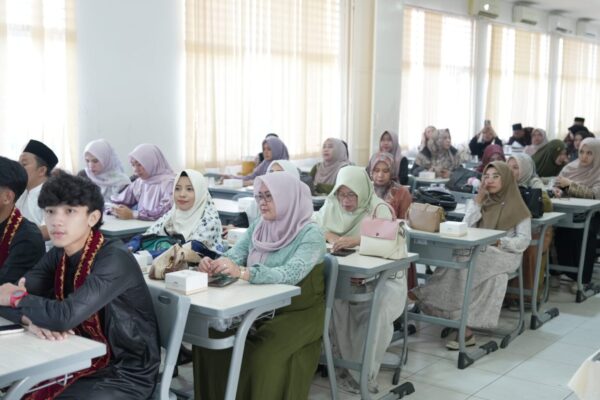 Rektor Unila Sambangi SMA YP Unila dalam Safari Ramadan 1447 H