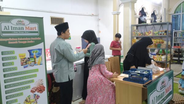 Al Iman Mart Perkuat Ekonomi Umat, Warga Kemiling Jadi Pelanggan