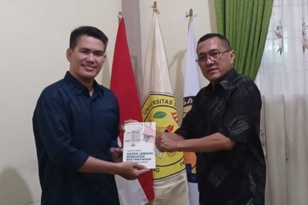 Buku, Politik Hukum dan Harapan bagi Kaum Miskin
