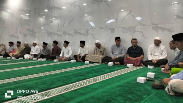 Buka Bersama dan Peringatan Nuzulul Qur’an 1447 H di Masjid Al Hidayah Kedaton Berlangsung Khidmat