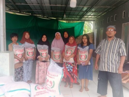 Pemkab Lampung Selatan Salurkan Bantuan untuk Warga Terdampak Banjir di Marga Agung