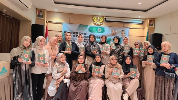 PW Fatayat NU Lampung Gelar Doa Bersama dan Buka Puasa untuk Almarhumah Hj. Margaret Aliyatul Maimunah