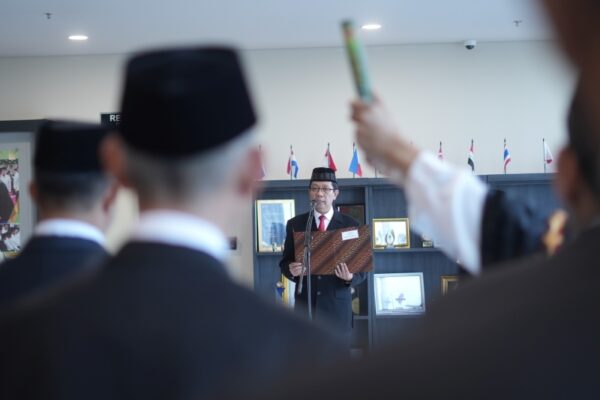 Pimpinan Baru UIN RIL Dilantik, Rektor Tekankan Inovasi dan Peningkatan Prestasi