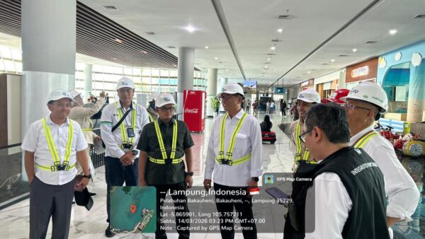 Antrean Panjang Mengintai, Ini Waktu Terbaik Menyeberang di Bakauheni