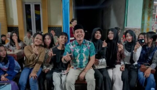 Bupati Dedi Irawan Hadiri Malam Kakiceran di Pekon Kuripan, Perkuat Silaturahmi dan Lestarikan Budaya