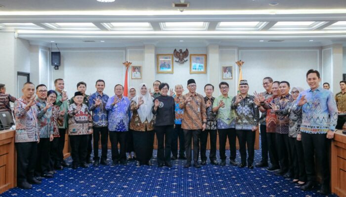 Pemprov Lampung dan KLH Perkuat Pengelolaan Sampah Terpadu, Target Indonesia Bersih 100 Persen