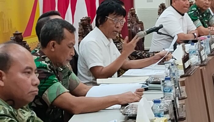 Rapat BAM DPR RI di Pekanbaru Bahas Sengketa Lahan Petani dan Perusahaan