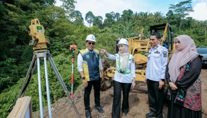Akses Wisata Dibuka, Jalan Padang Cermin–Teluk Kiluan Dibenahi