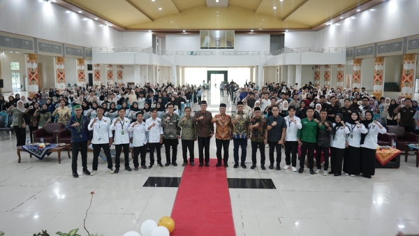 Ratusan Mahasiswa Ikuti Sekolah Legislatif, Isu Energi dan Air Jadi Sorotan