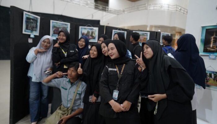 Anggota Muda Blitz UIN RIL Unjuk Karya Lewat Pameran Fotografi