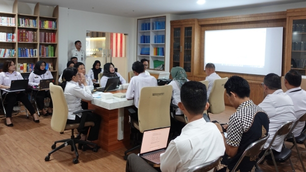 Rapat Harmonisasi Ranperda Pesantren Lampung Timur Hasilkan Kesepakatan Lanjut