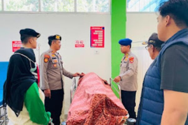 Wisatawan Palembang Tenggelam di Pekon Way Sindi, Polisi Imbau Warga Waspadai Arus Kuat Pantai Pesisir Barat